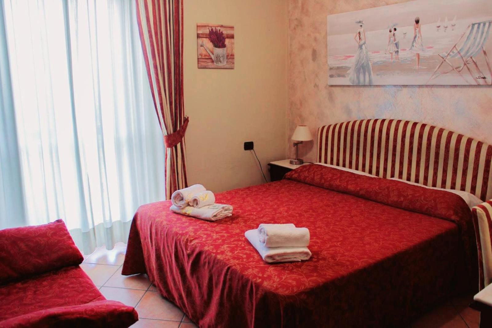 Hotel Sicilia Milan Luaran gambar