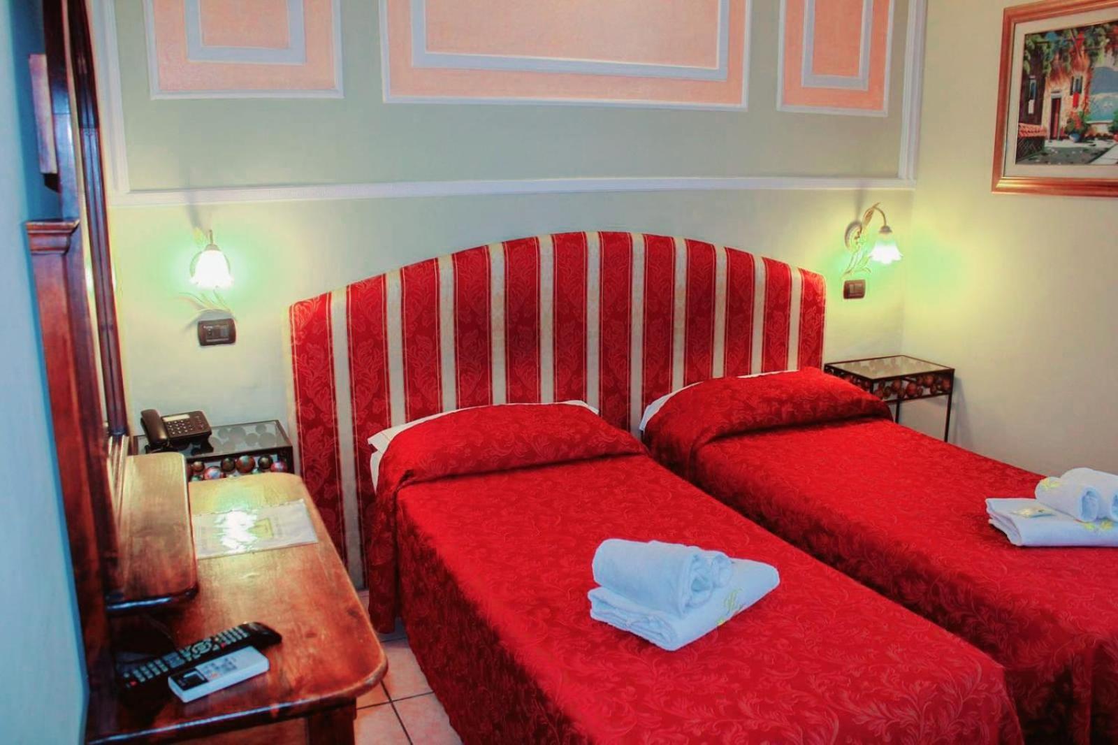Hotel Sicilia Milan Luaran gambar