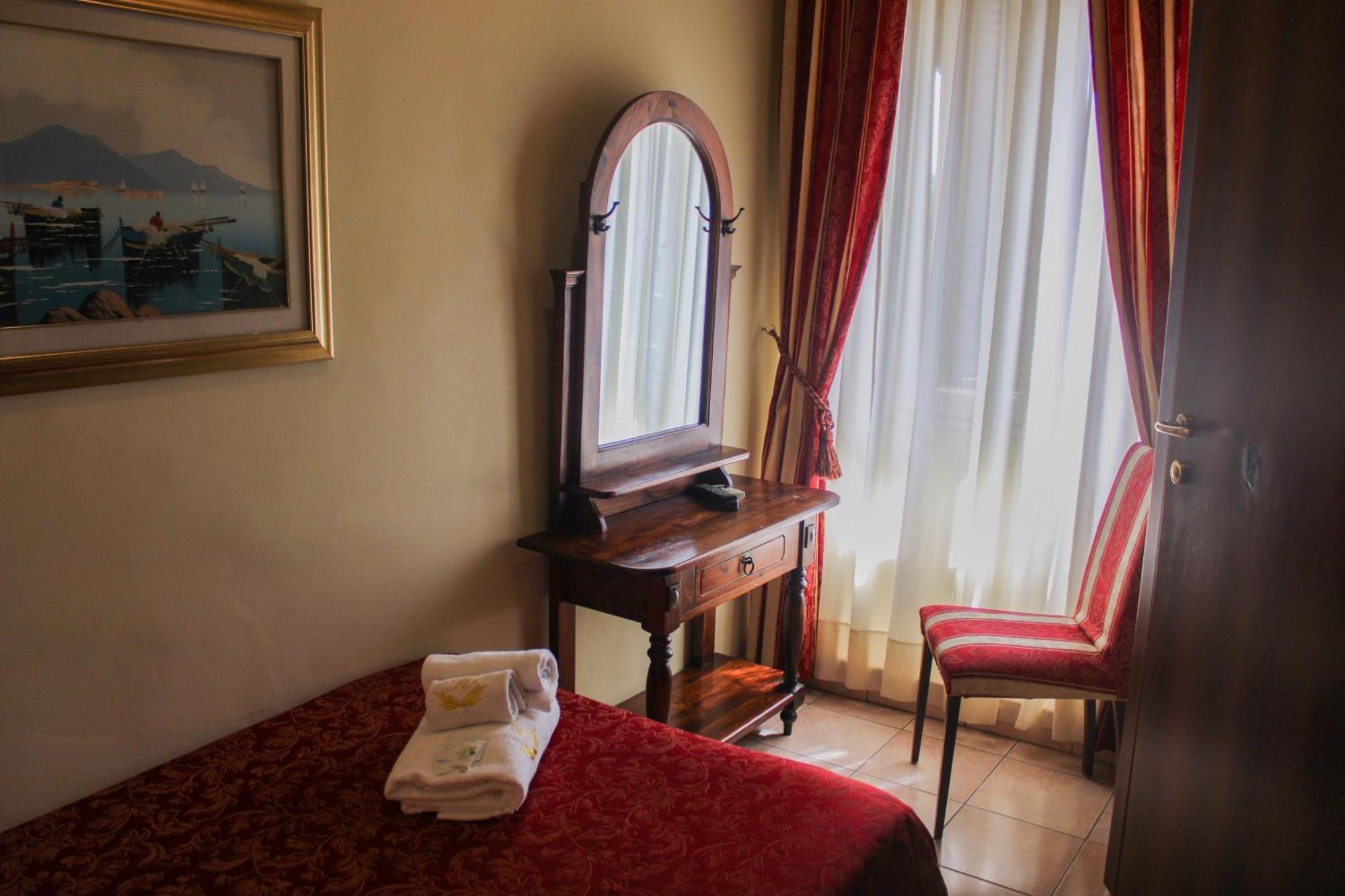 Hotel Sicilia Milan Luaran gambar