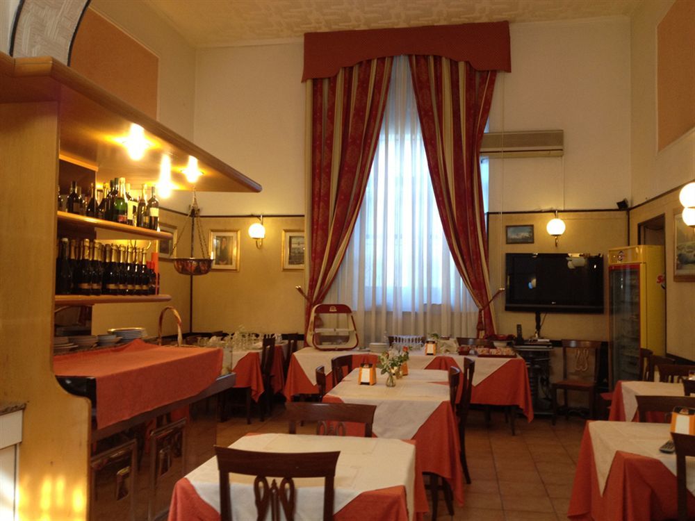 Hotel Sicilia Milan Luaran gambar