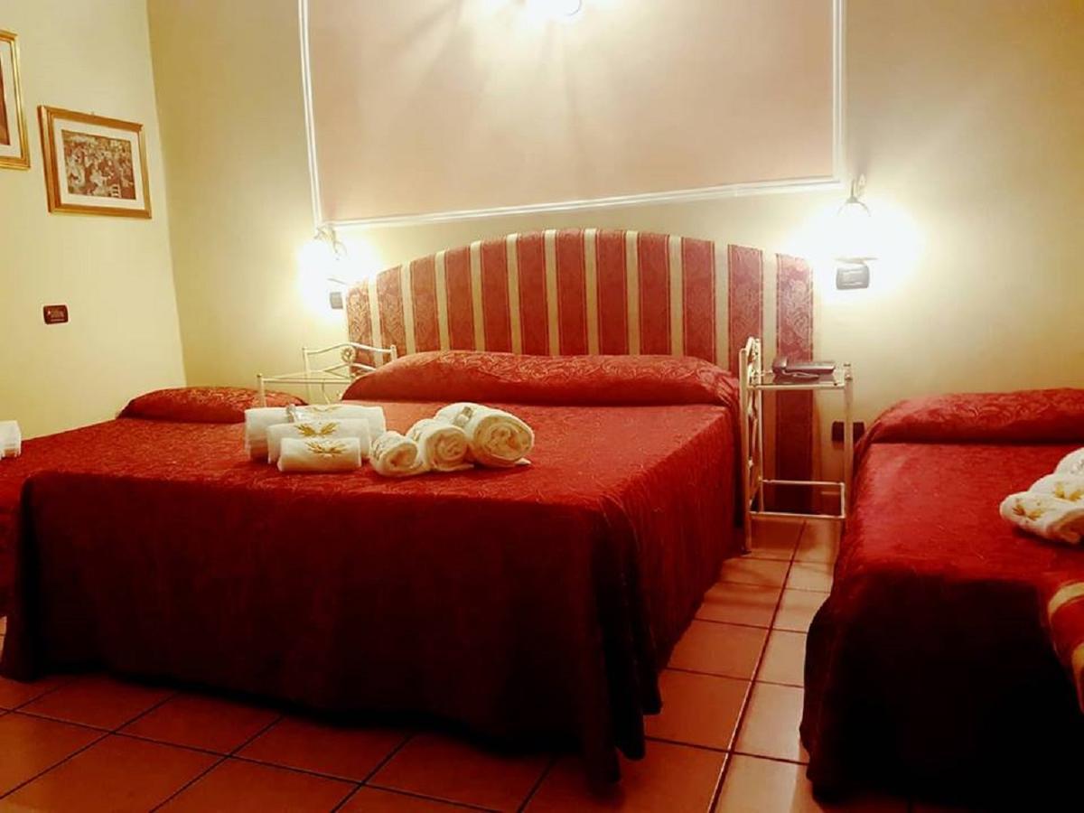 Hotel Sicilia Milan Luaran gambar